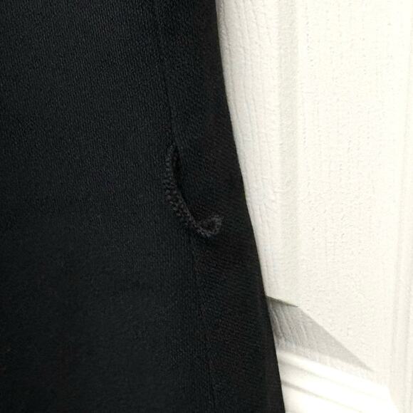 J Crew Black Dress, Short Sleeves, Crew Neck, Fitted Shift, Size 6 - Picture 4 of 8